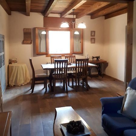 La Zamarriega Villa Segovia Bagian luar foto